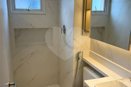 Apartamento à venda com 3 suítes em Vila Olímpia, São Paulo, SP