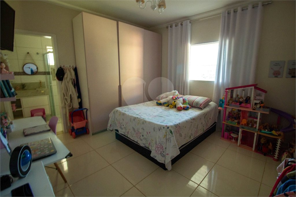 Casa à venda com 6 quartos, sendo 2 suítes,  em Ibiúna, Ibiúna, SP