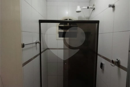 Sobrado à venda com 4 quartos em Saúde, São Paulo, SP