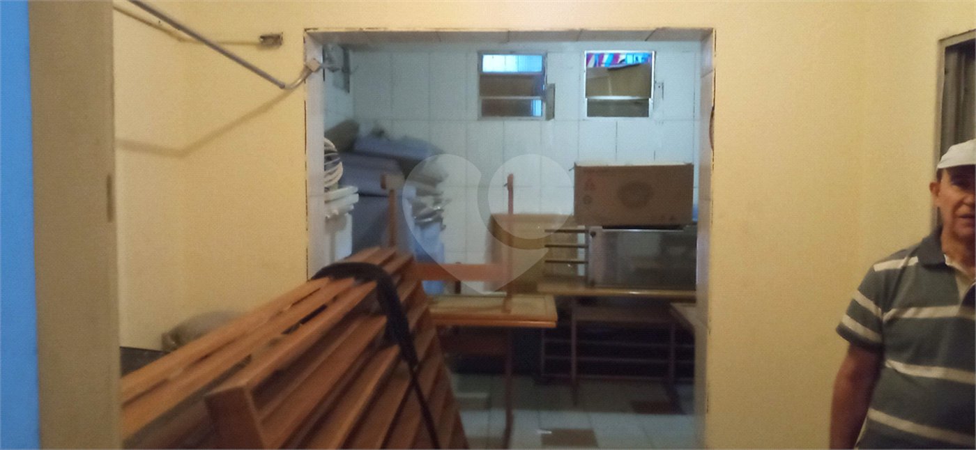 Salão à venda em Tremembé, São Paulo, SP
