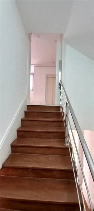 Sobrado à venda ou para alugar com 7 quartos, sendo 4 suítes, em Cidade Jardim, São Paulo, SP