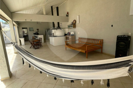 Casa à venda com 4 suítes no condomínio Aruã Lagos, Mogi das Cruzes - SP