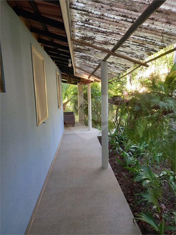 Chácara à venda com 3 quartos, sendo 1 suíte, no Centro, Santa Cruz Cabrália, BA