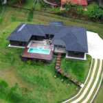 Casa à venda com 4 quartos, sendo 3 suítes,  no condomínio Jardim das Palmeiras, Bragança Paulista - SP