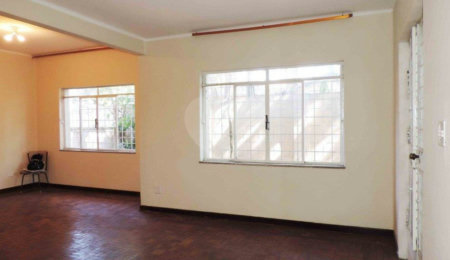 Sobrado à venda com 3 quartos, sendo 1 suíte, em Brooklin Velho, São Paulo, SP