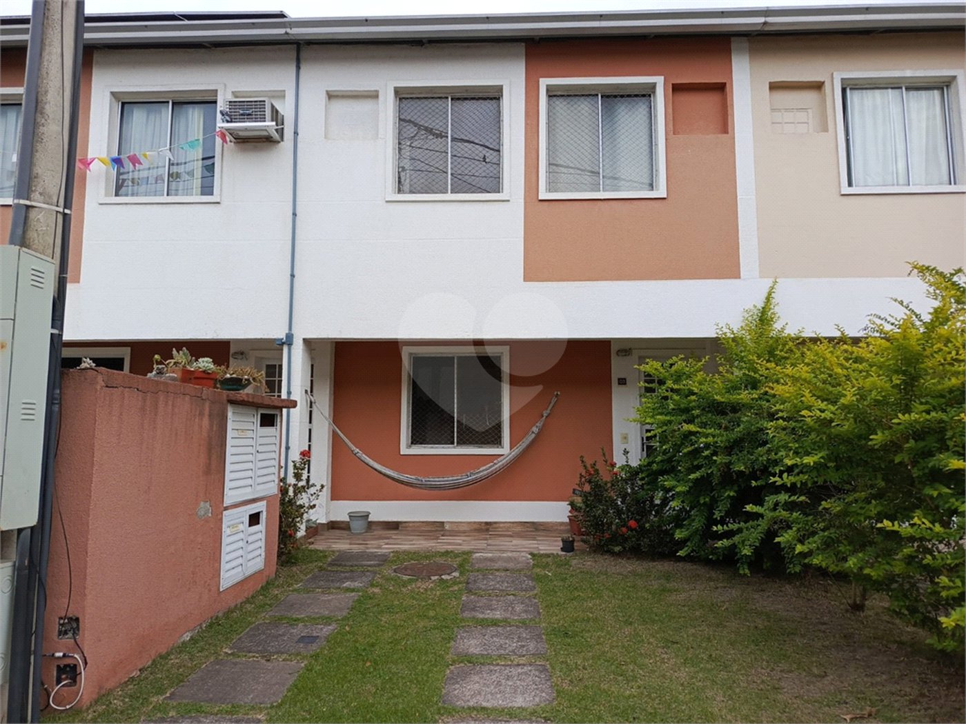 Casa à venda com 3 quartos, sendo 1 suíte, no condomínio Grand Family, Rio de Janeiro - RJ