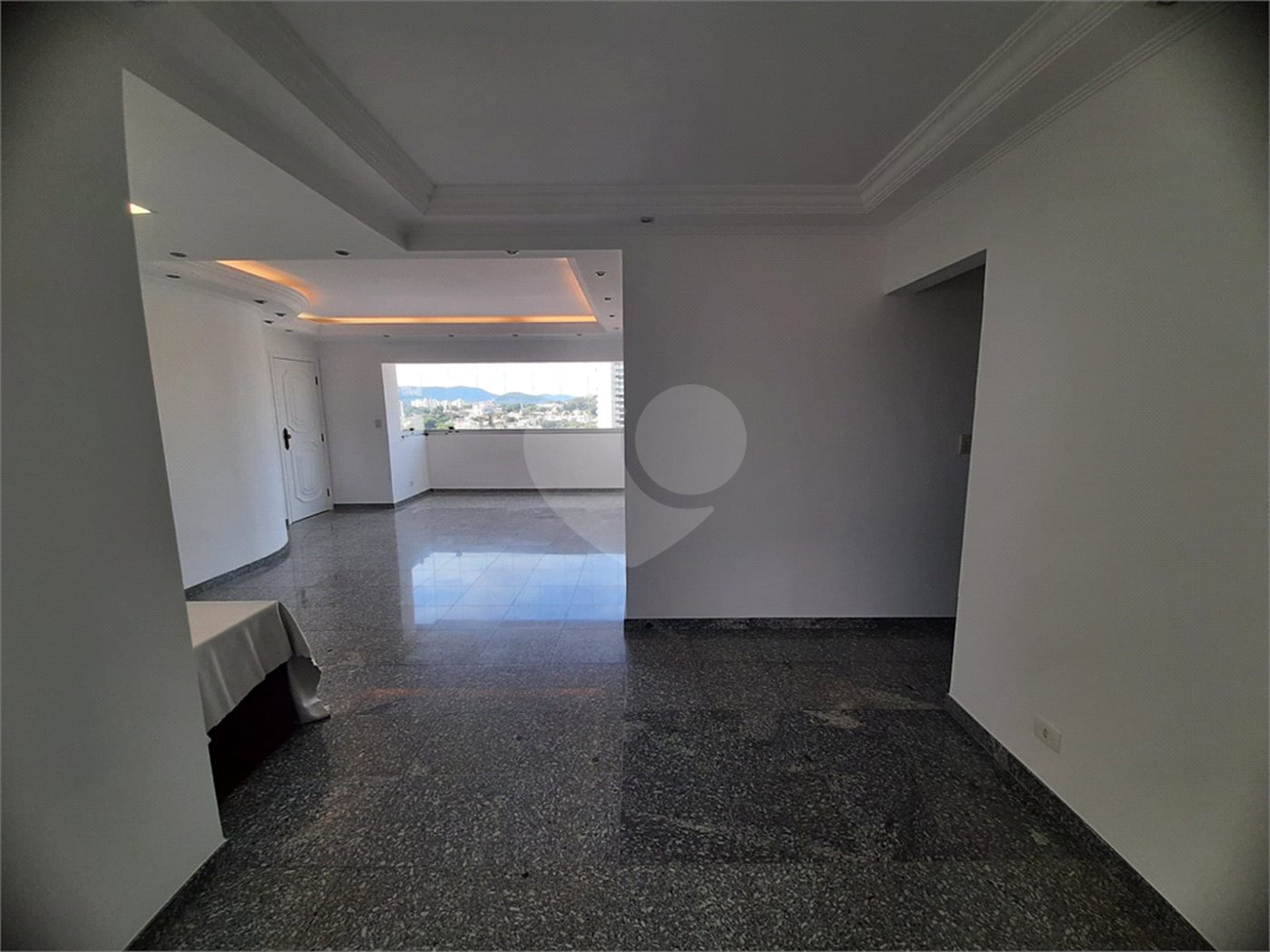 Apartamento à venda com 3 quartos, sendo 1 suíte, em Santana, São Paulo, SP