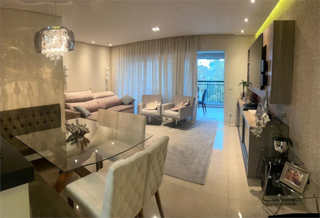 Apartamento à venda com 2 suítes em Parque Reboucas, São Paulo, SP