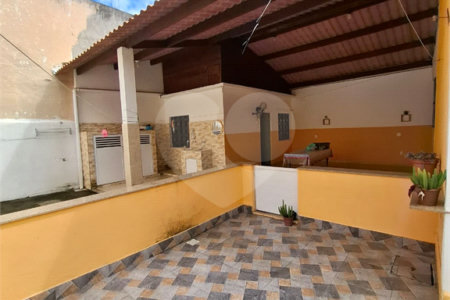 Casa Térrea à venda com 4 quartos, sendo 1 suíte, em Campo Grande, Rio de Janeiro, RJ