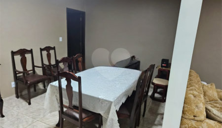 Casa à venda ou para alugar com 3 quartos, sendo 1 suíte, em Parque Residencial Lagoinha, Ribeirão Preto, SP
