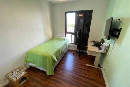 Apartamento à venda com 3 quartos, sendo 1 suíte, em Parque Bairro Morumbi, São Paulo, SP