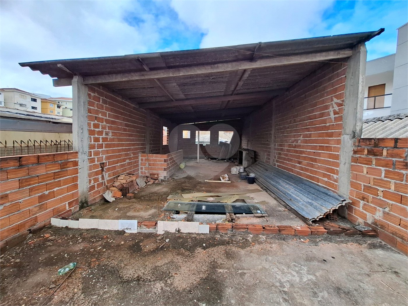 Casa à venda com 3 quartos em Parque Vitória, São Paulo, SP