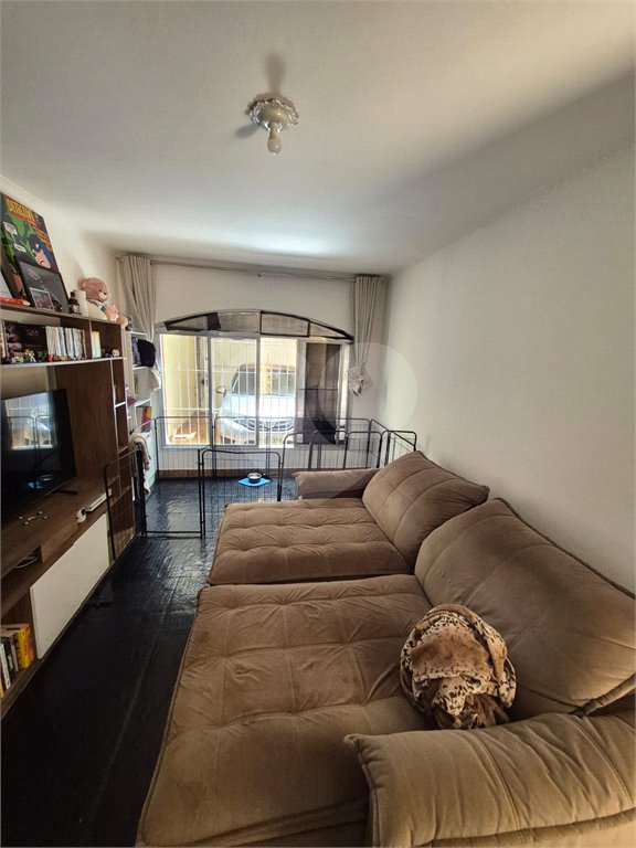 Casa à venda com 3 quartos, sendo 1 suíte, em Jardim Umuarama, São Paulo, SP