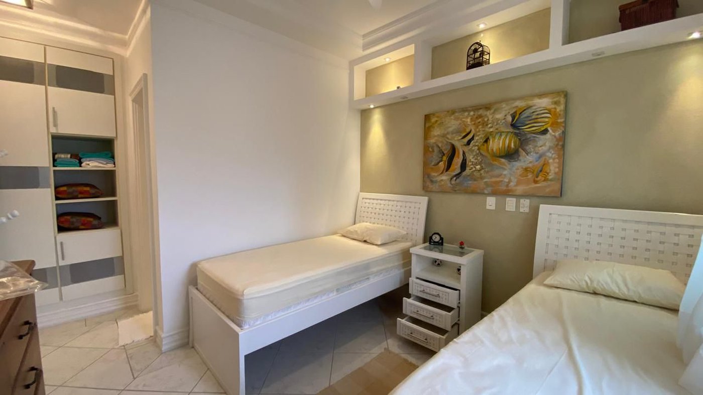 Apartamento com 3 dormitórios à venda, 164 m² por R$ 1.480.000,00 - Enseada - Guarujá/SP