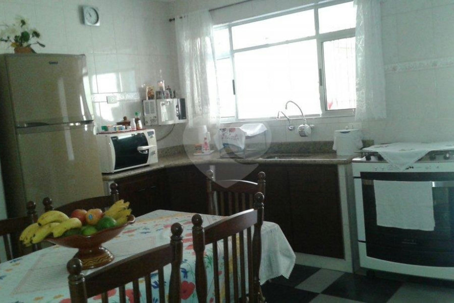 Sobrado à venda com 2 suítes em Tremembé, São Paulo, SP