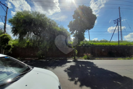 Casa à venda na Rua José Bonifácio - Vila Prado, São Carlos
