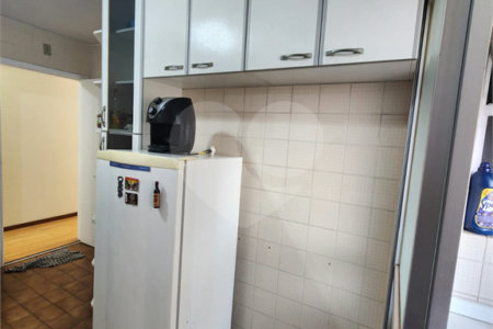 Apartamento à venda com 3 quartos, sendo 1 suíte,  em Jardim Simus, Sorocaba, SP