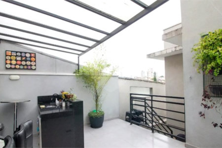 Casa à venda com 3 suítes em Vila Rosália, Guarulhos, SP
