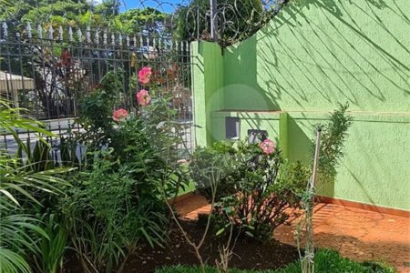 Casa com 3 Dormitórios no Campo Belo