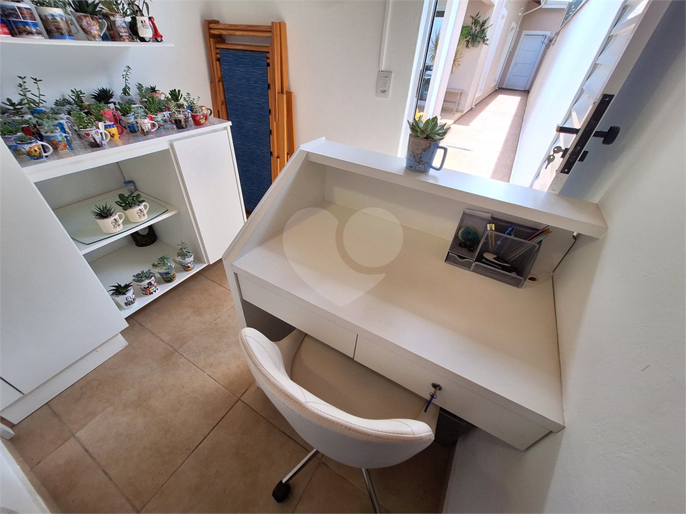 Casa à venda com 3 suítes no condomínio Residencial Villa Di Treviso, Vinhedo - SP