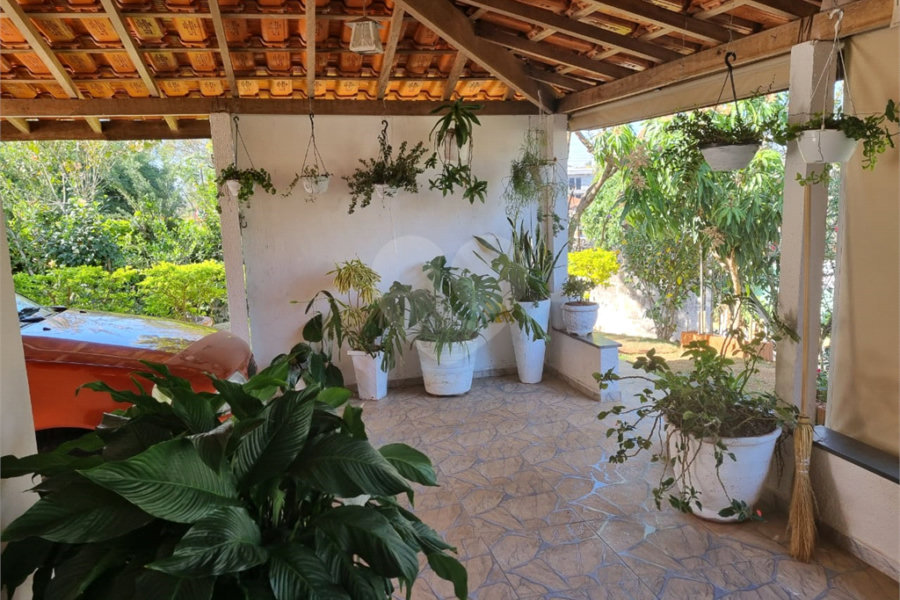 Casa Térrea à venda com 3 quartos no Centro, Serra Negra, SP