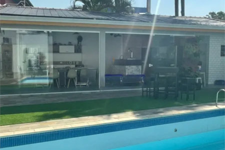 Sobrado à venda com 4 quartos, sendo 2 suítes,  em Lapa, São Paulo, SP