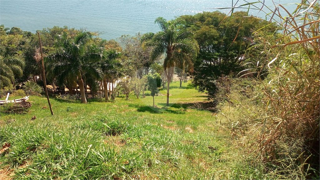 Terreno à venda no condomínio Portal do Igaratá, Igaratá - SP