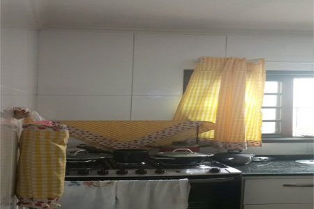 Casa à venda com 3 quartos, sendo 1 suíte,  em Lapa de Baixo, São Paulo, SP