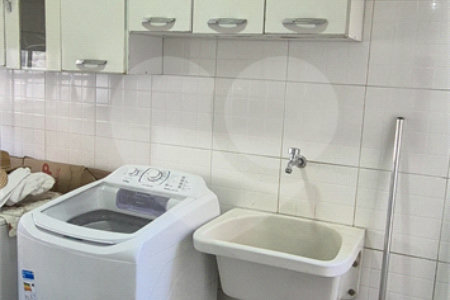 Casa à venda ou para alugar com 3 suítes no condomínio Jardim Theodora, Itu - SP