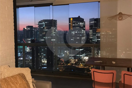 Sala à venda com 1 suíte em Chácara Santo Antônio, São Paulo, SP