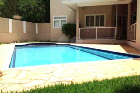 Casa à venda com 4 quartos, sendo 2 suítes, no condomínio Bosque de Grevilea, Vinhedo - SP