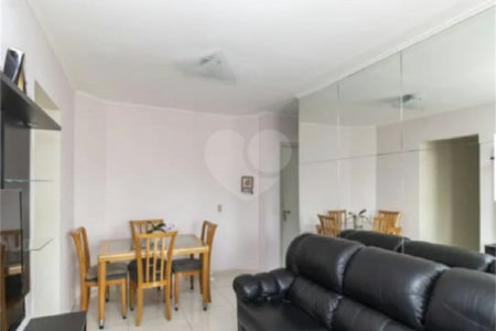Apartamento à venda com 3 quartos, sendo 2 suítes, em Barra Funda, São Paulo, SP