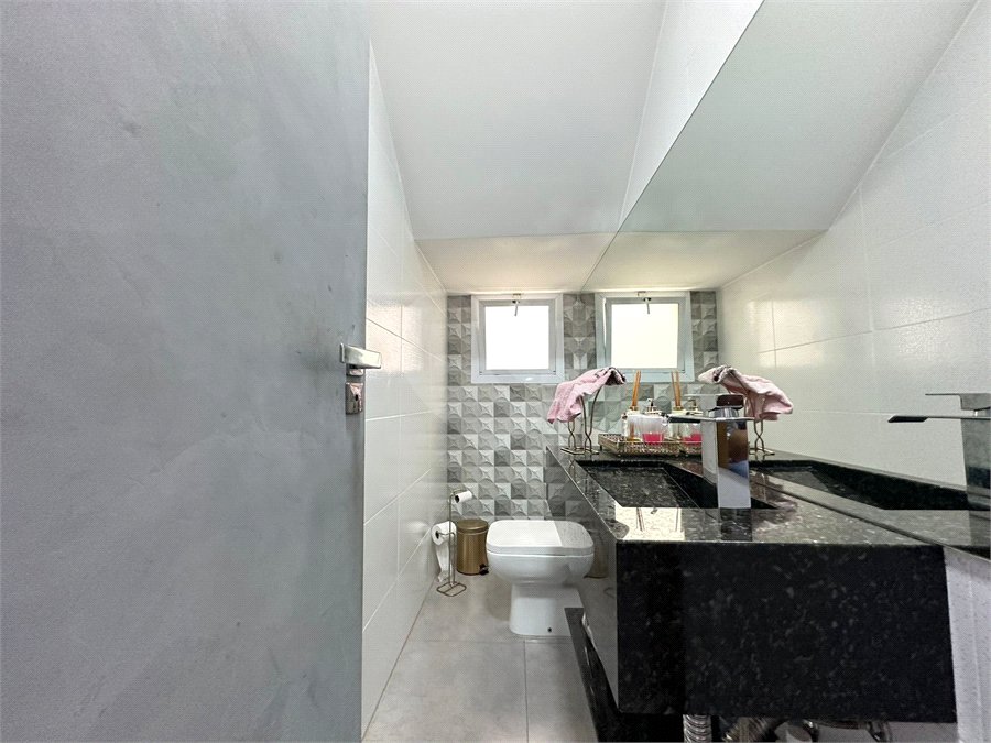 Casa à venda com 3 suítes no condomínio Vila Ytu, Indaiatuba - SP