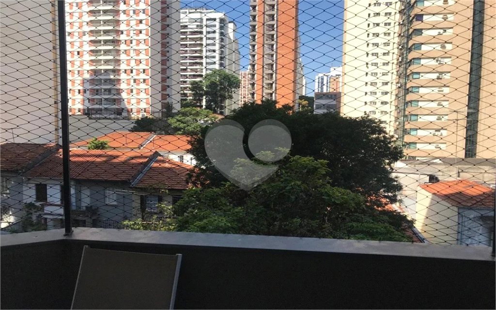 Apartamento à venda com 4 quartos, sendo 2 suítes, em Cerqueira César, São Paulo, SP