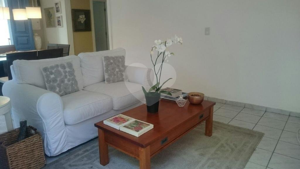 Sobrado à venda com 3 quartos, sendo 2 suítes, em Artur Alvim, São Paulo, SP