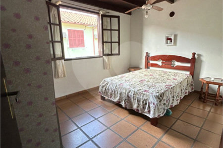 Casa em condomínio à venda com 2 quartos, sendo 1 suíte, em Ogiva, Cabo Frio, RJ