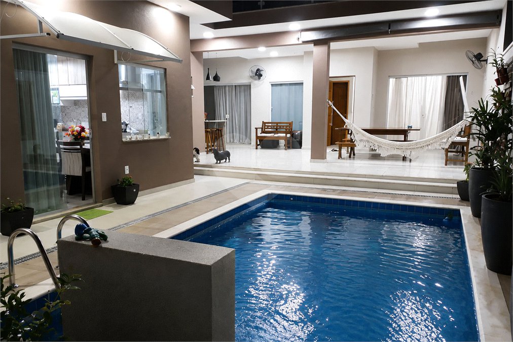 Casa à venda com 5 suítes em Jardim Regina, Indaiatuba, SP