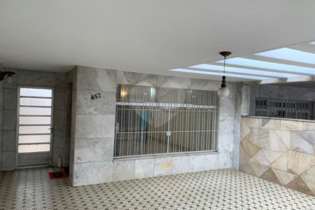 Sobrado à venda com 4 quartos, sendo 1 suíte,  em Chácara Santo Antônio (zona Leste), São Paulo, SP