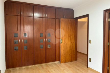 Apartamento à venda com 4 quartos, sendo 3 suítes, no Centro, Campinas, SP