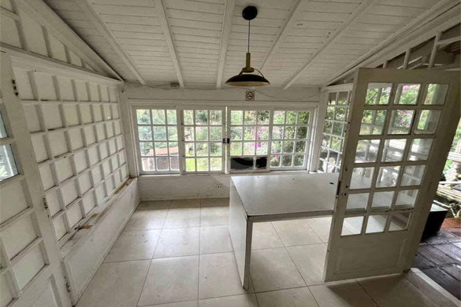 Casa à venda ou para alugar com 5 quartos em Roseira, Mairiporã, SP