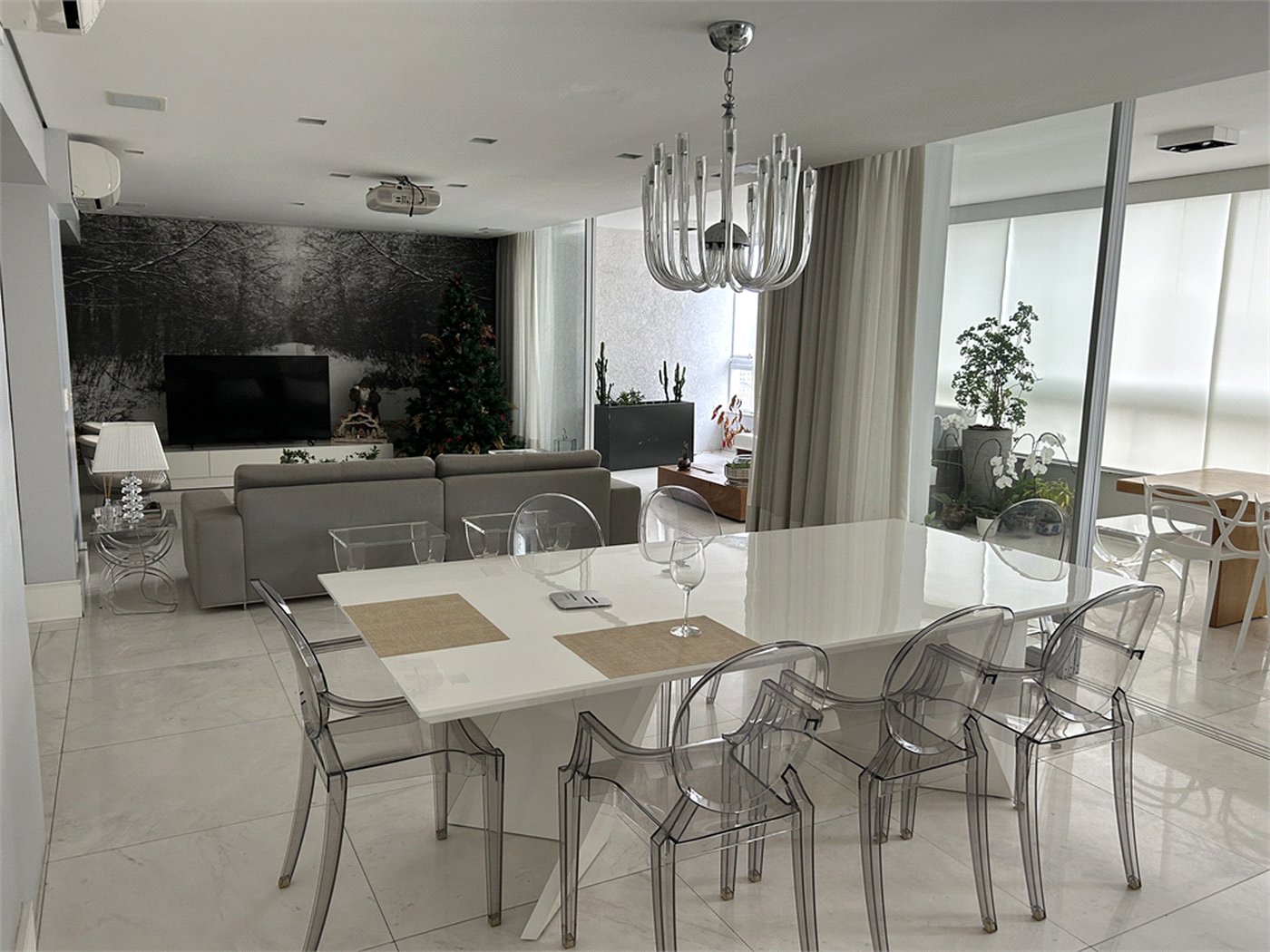 Apartamento à venda ou para alugar com 2 suítes em Água Branca, São Paulo, SP