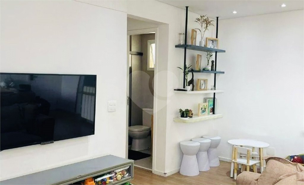 Apartamento à venda com 2 quartos, sendo 1 suíte, em Vila Paiva, São Paulo, SP