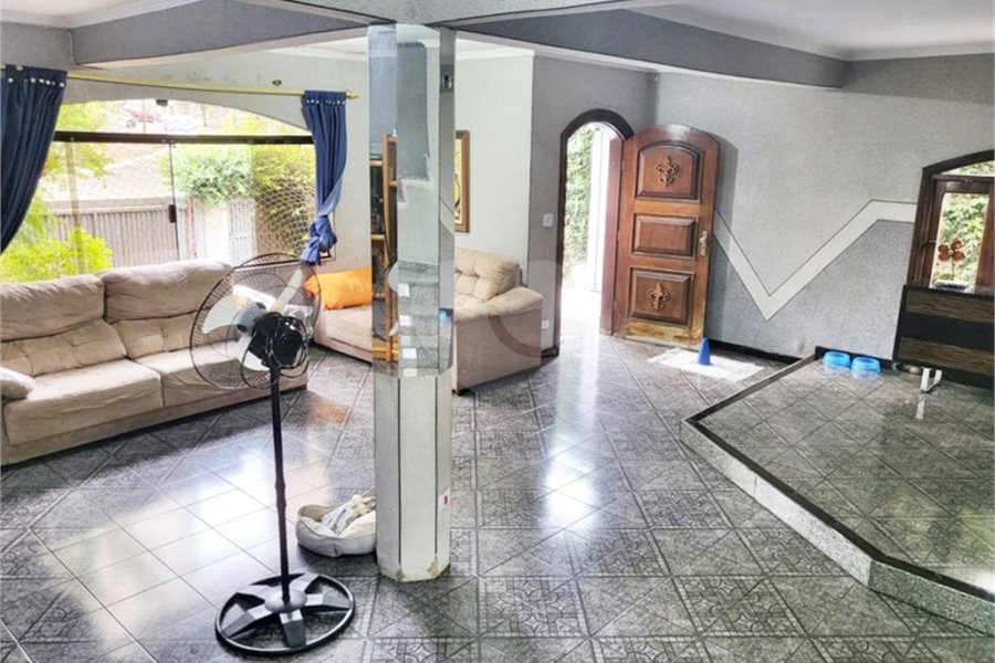 Casa à venda com 4 quartos, sendo 2 suítes, em Vila Maria, São Paulo, SP