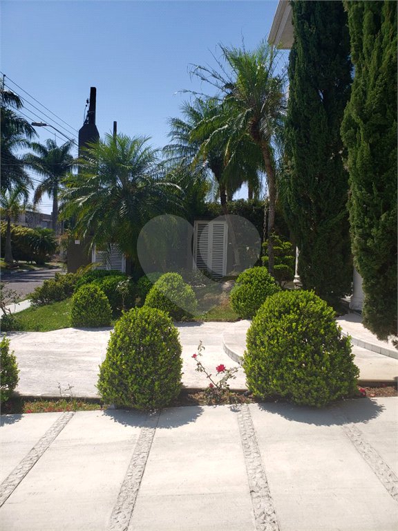 Casa à venda ou para alugar com 4 suítes no condomínio Suzano, Suzano - SP