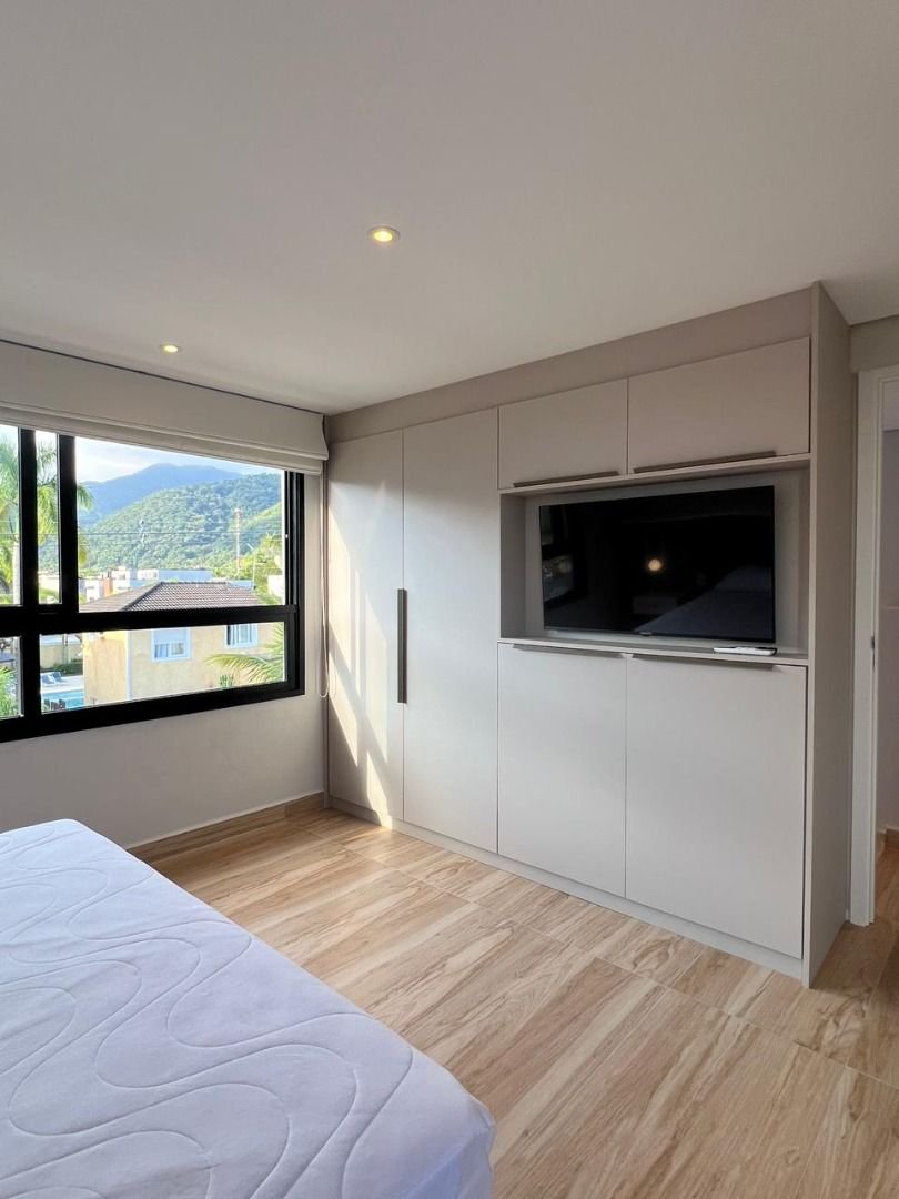 Casa com 3 dormitórios à venda, 200 m² por R$ 2.790.000,00 - Juquehy - São Sebastião/SP