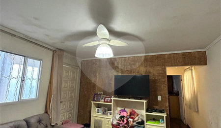 Sobrado à venda com 4 quartos, sendo 1 suíte,  em Parada Inglesa, São Paulo, SP
