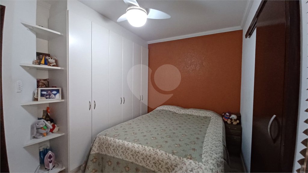 Casa à venda com 3 quartos, sendo 1 suíte, no condomínio Residencial Morada do Horto, São Paulo - SP