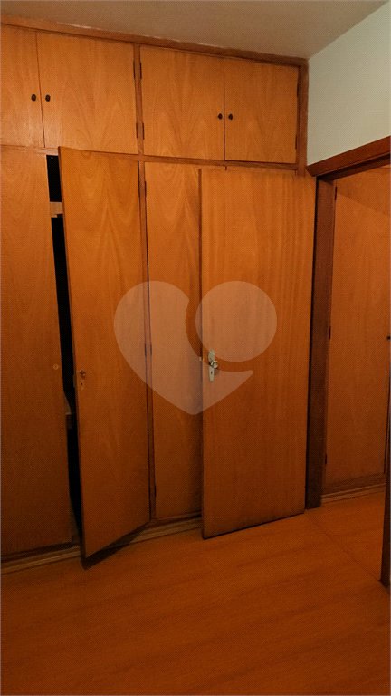 Sobrado à venda com 3 quartos, sendo 1 suíte, em Cidade Monções, São Paulo, SP