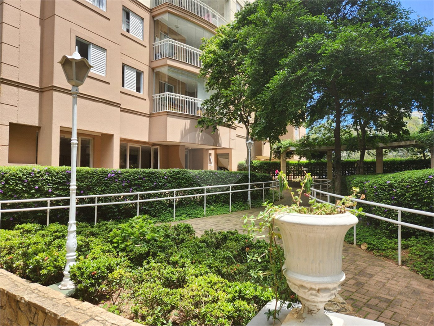 Apartamento à venda com 3 quartos, sendo 2 suítes, em Jardim Arpoador, São Paulo, SP