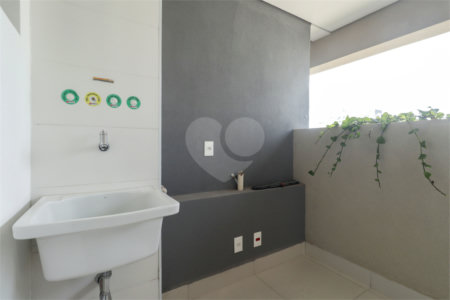 Apartamento à venda com 3 quartos, sendo 2 suítes,  em Brooklin, São Paulo, SP